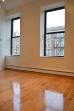 CENTRAL PARK UPPER WEST APT in New York, NY - Building Photo - Interior Photo