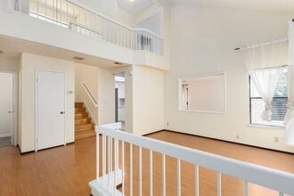 1304 Pyne Ln in Alameda, CA - Building Photo - Building Photo