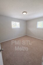 205 Grampian Rd in St. Louis, MO - Building Photo - Building Photo