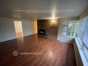 855 Maplewood Ave in Kent, WA - Building Photo - Building Photo
