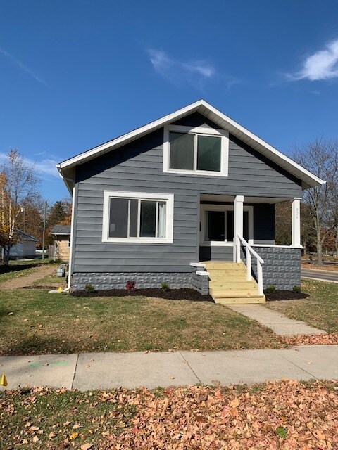 824 Center St in Findlay, OH - Foto de edificio