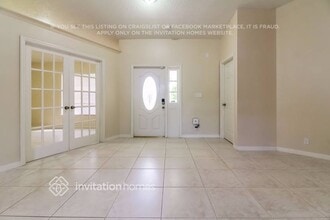 13668 Folkestone Ct in Wellington, FL - Foto de edificio - Building Photo