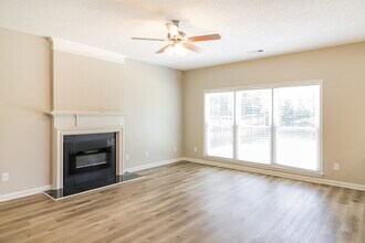 3670 Ancroft Cir in Norcross, GA - Foto de edificio - Building Photo