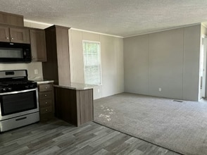 2405 Pajot Rd in Kawkawlin, MI - Building Photo - Building Photo