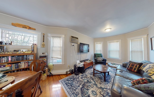 8 Chapman Pl, Unit PH