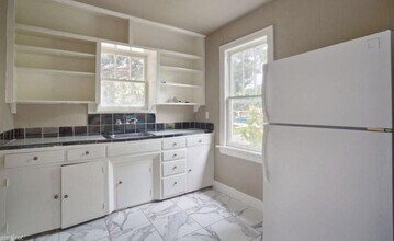 1311 1/2 Louise Ave-Unit -1301 1/2 in Oklahoma City, OK - Foto de edificio - Building Photo