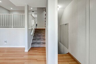 19355 Sherman Way in Los Angeles, CA - Building Photo - Building Photo