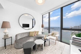 788 NE 23rd St, Unit 3101 in Miami, FL - Building Photo - Building Photo