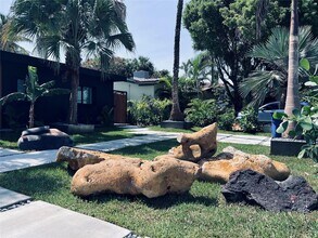 1232 NE 17th Way in Fort Lauderdale, FL - Building Photo - Building Photo