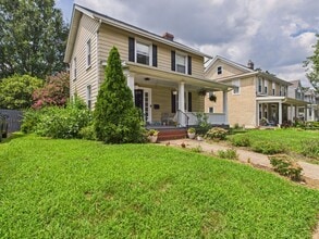 2714 Griffin Ave in Richmond, VA - Foto de edificio - Building Photo
