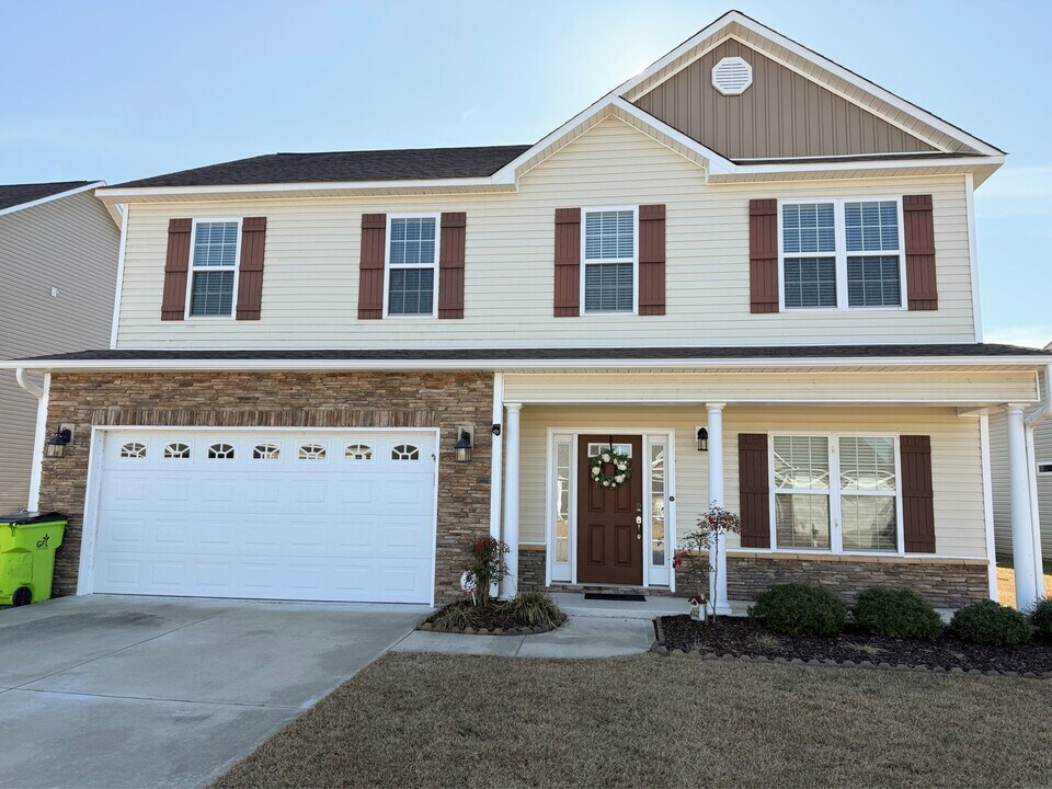 207 Craftsman Dr in New Bern, NC - Building Photo