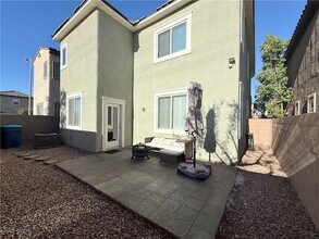 5121 Fiery Sky Ridge St, Unit 03D in Las Vegas, NV - Building Photo - Building Photo