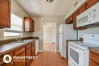 6143 Bolling Dr in Orlando, FL - Building Photo - Building Photo