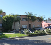 6538 W Fountain Ave in Los Angeles, CA - Building Photo - Building Photo