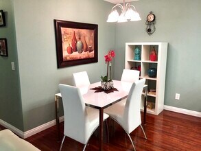 10232 Black Mountain Rd, Unit 104 in San Diego, CA - Building Photo - Building Photo