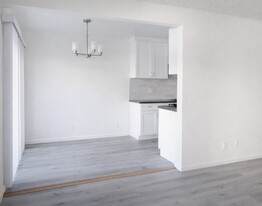 812 Larch St in Inglewood, CA - Building Photo