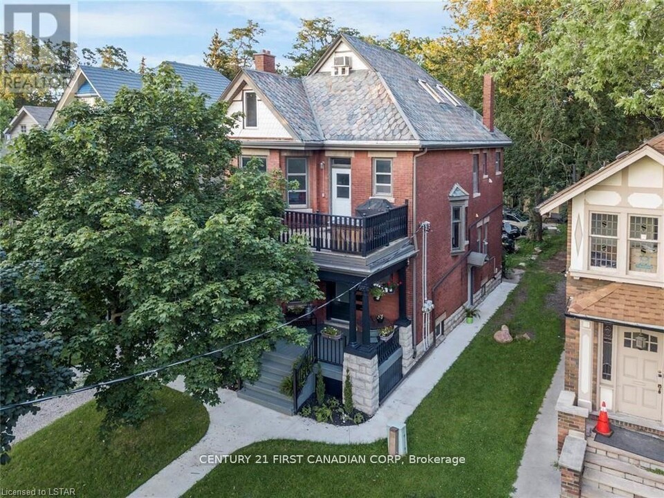 546 Colborne St in London, ON - Building Photo