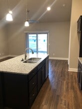 12839 E Timber Lake Ct in Wichita, KS - Foto de edificio - Building Photo