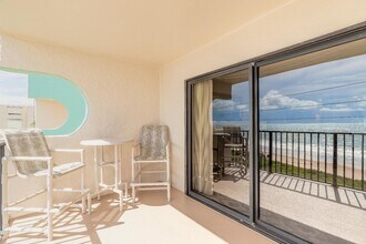 2222 Ocean Shore Blvd in Ormond Beach, FL - Building Photo - Building Photo