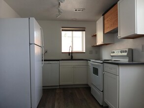 720 W Madison St in Colorado Springs, CO - Building Photo - Building Photo
