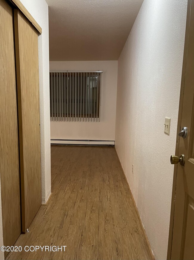 3570 W Dimond Blvd-Unit -#B7 in Anchorage, AK - Building Photo - Building Photo