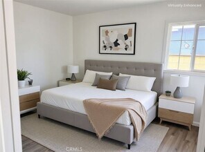 700 W E St in Los Angeles, CA - Foto de edificio - Building Photo