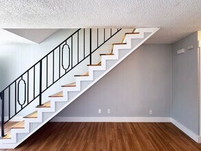 519 Cinderella Loop in Eugene, OR - Building Photo - Building Photo