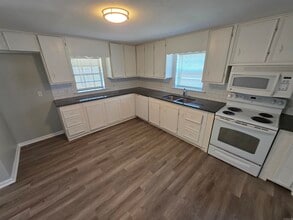 7822 Marche Lateral Rd in North Little Rock, AR - Building Photo - Building Photo