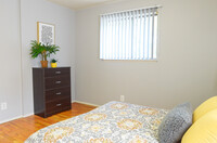 Denway Circle Apartments photo'