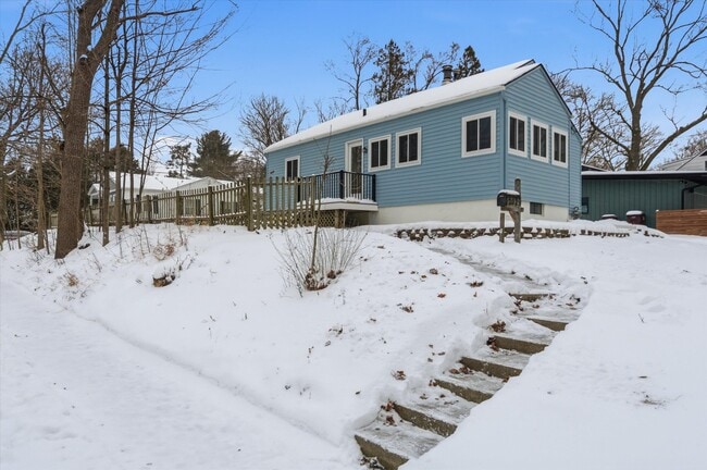 property at 2029 Ferdon Rd