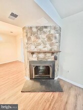 18735 Ginger Ct, Unit 1307 Cashmere Dr in Germantown, MD - Building Photo - Building Photo