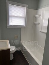 34 E Yale Ave in Pontiac, MI - Building Photo - Building Photo