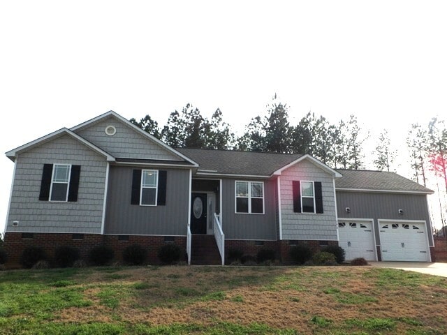 property at 192 Meadow Loop Dr