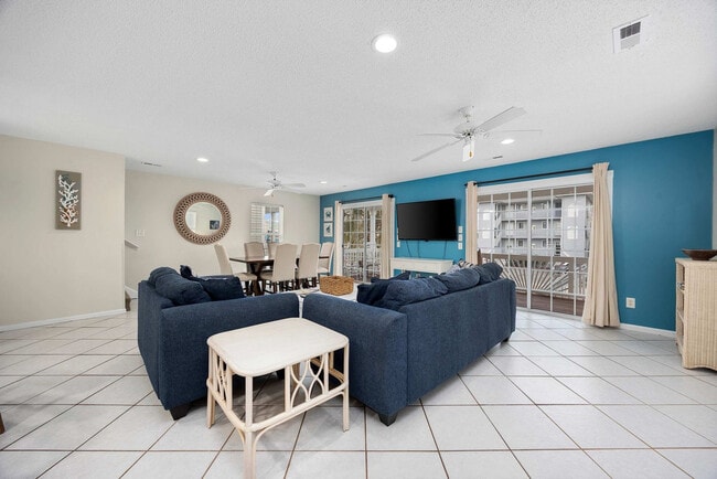 111A S Yaupon Dr