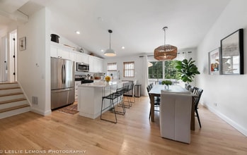 685 Milton Dr in Naperville, IL - Building Photo - Building Photo