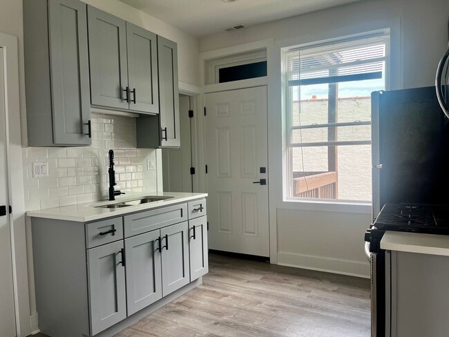 5321 N Damen Ave in Chicago, IL - Building Photo - Building Photo