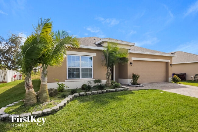 3740 Briarwood Estates Cir in St. Cloud, FL - Building Photo - Building Photo