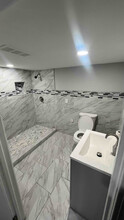 8428 S Rhodes Ave in Chicago, IL - Building Photo - Building Photo