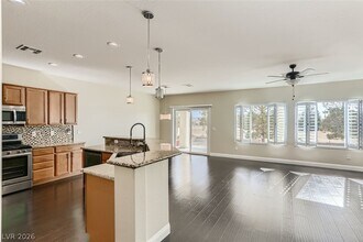 2517 Willow Wren Dr in North Las Vegas, NV - Building Photo - Building Photo