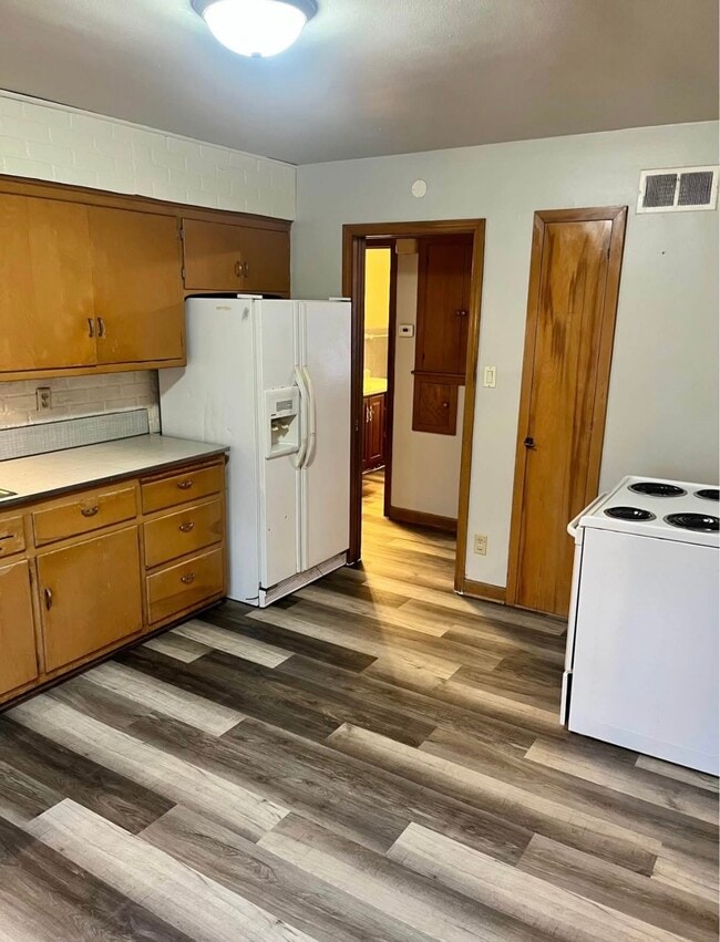 3921 N Sherman Blvd, Unit 3921 Sherman Upper Unit Duplex
