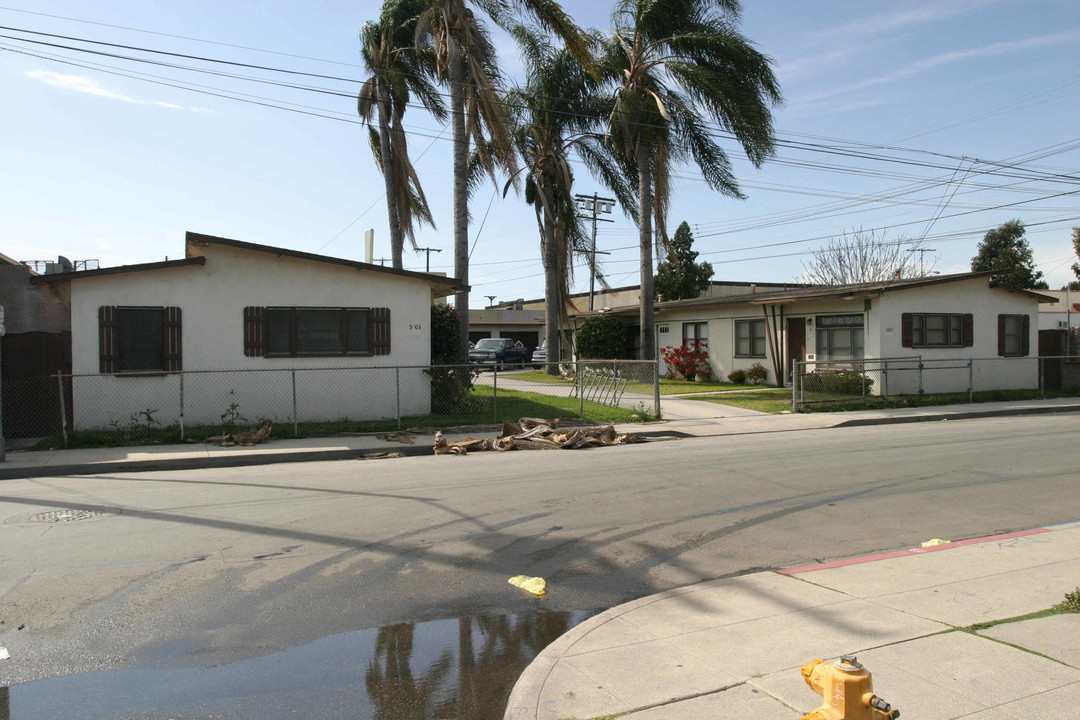 5101 Cedar Ave in Long Beach, CA - Building Photo