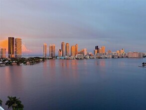 3530 Mystic Pointe Dr, Unit 1714 in Aventura, FL - Building Photo - Building Photo