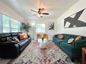 2173 Riviera Dr in Clearwater, FL - Building Photo - Building Photo
