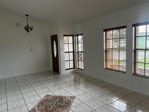 243 Competition Dr in Kissimmee, FL - Building Photo - Building Photo