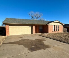 2313 NW 77th St in Lawton, OK - Building Photo