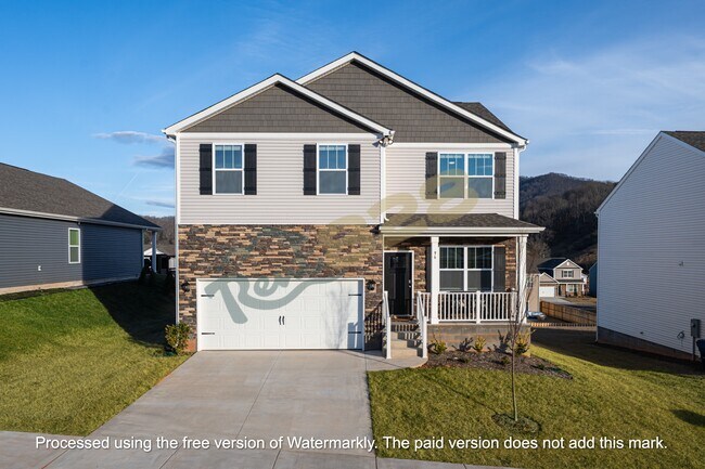 96 Farmwood Ln in Waynesville, NC - Building Photo - Building Photo