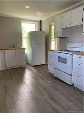 224 Millville Ave-Unit -2nd Flr in Naugatuck, CT - Building Photo - Building Photo