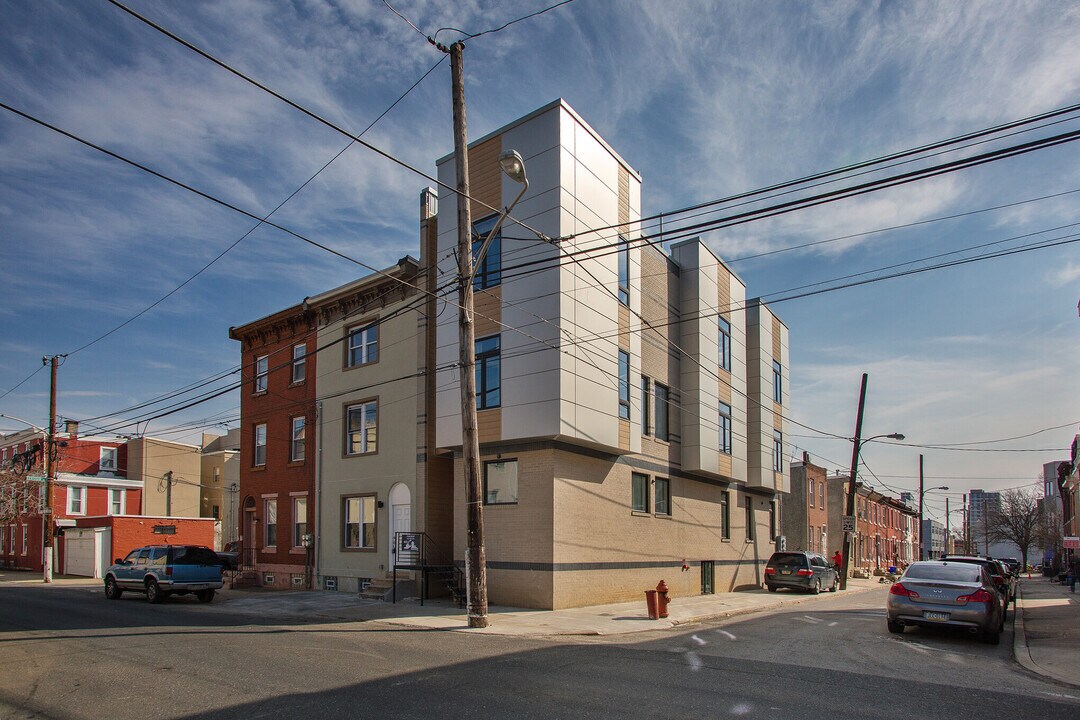 1321 N 19th St, Unit C in Philadelphia, PA - Building Photo