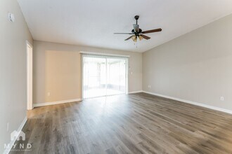 14013 Fullerton Dr in Tampa, FL - Building Photo - Building Photo