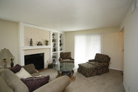 Tanglewood Apartments photo'